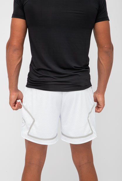 ESSENCE BASKETBALL SHORTS - WHITE